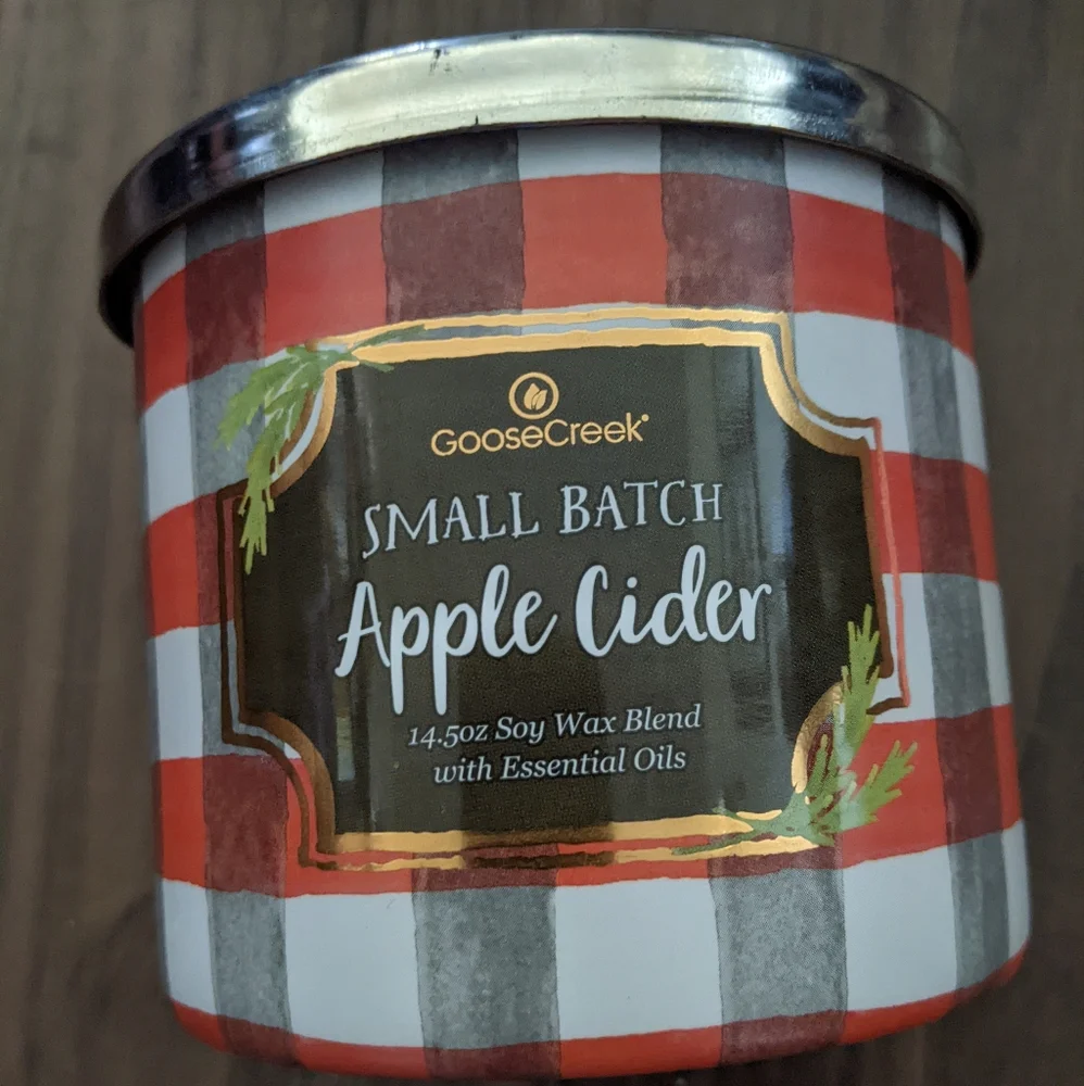 Goose Creek - Small Batch Apple Cider 3-Wick Soy Candle | 14.5 Ounces (45 Hours)